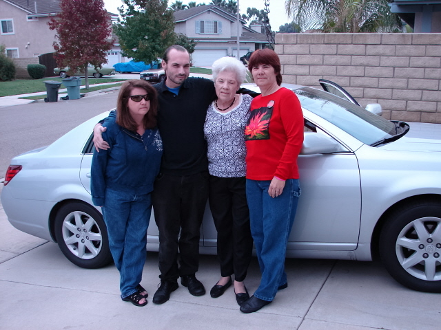 Mom, Ben, Pam & Patty